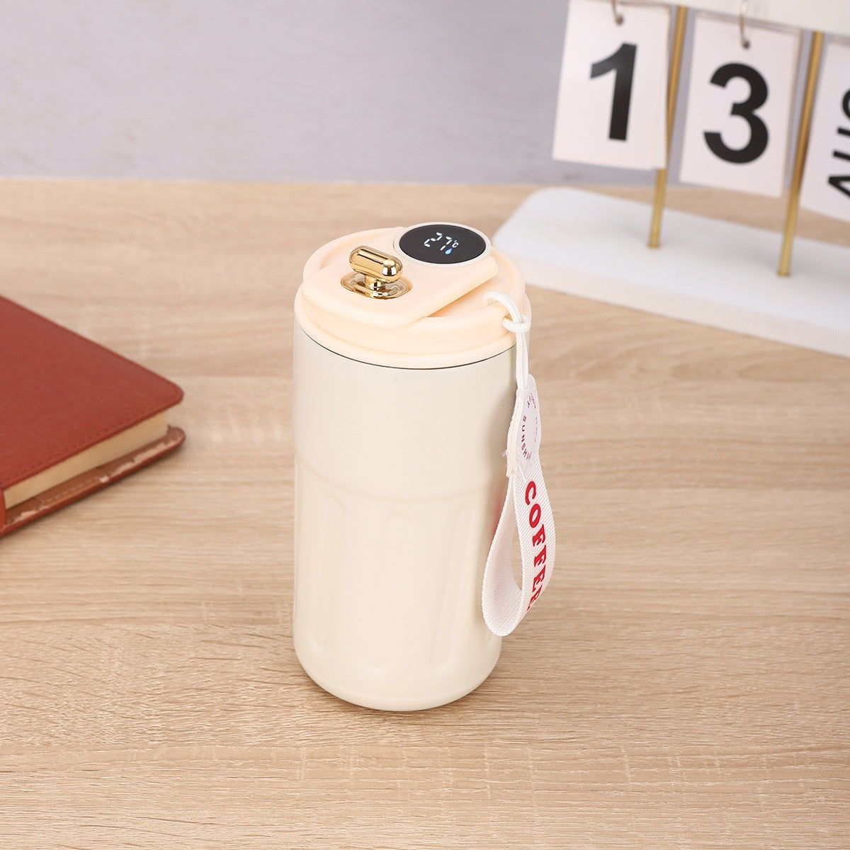 The Smartest Coffee Mug You’ll Own – 450ml LED Bottle