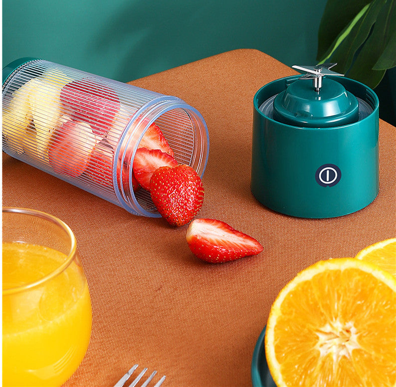 On-the-Go Juicer – Small & Rechargeable Fruit Blender